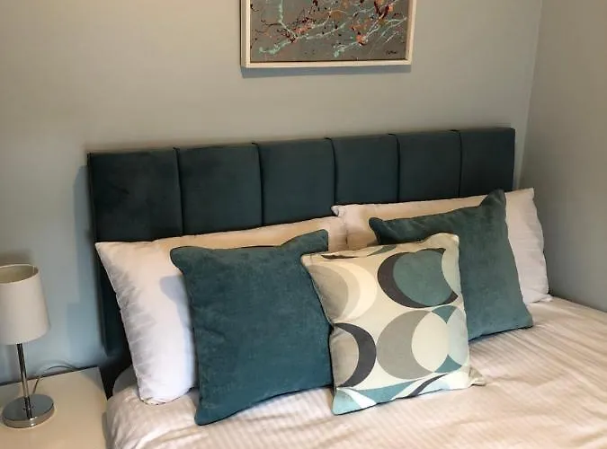 2 Agars Lane * Cashel (Tipperary)